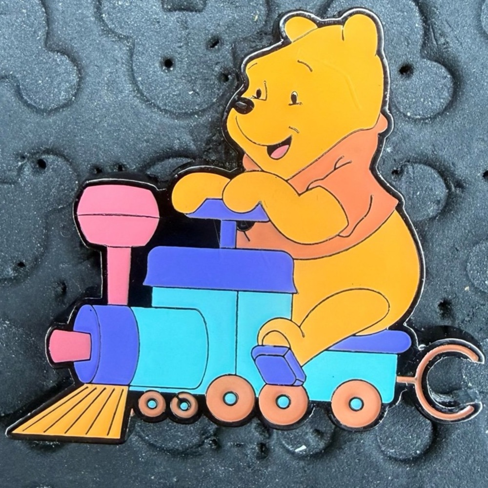 Disney Loungefly hot topic Winnie the Pooh train Pooh Bear locomotive Pin HTF